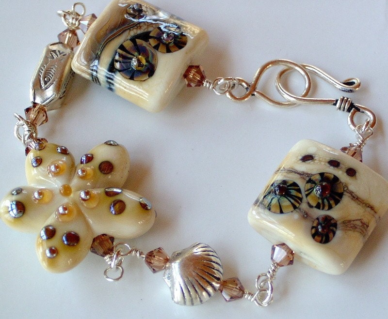 Lampwork Starfish Bracelet : Coral Reef