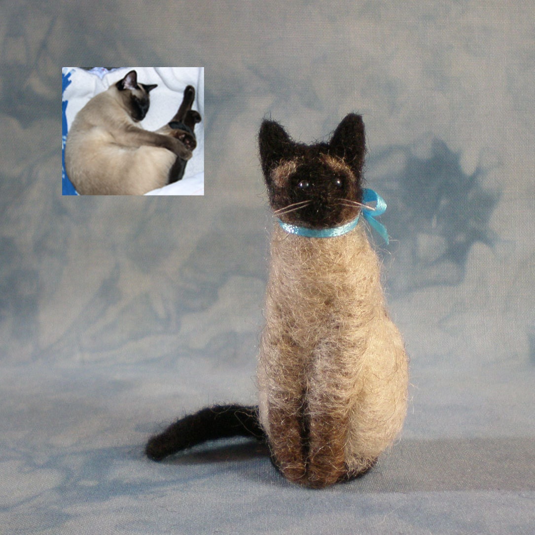 DEPOSIT for one CUSTOM Needle-Felted Sitting Cat Sculpture (2813)