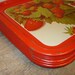 Vintage Metal Strawberry Metal Trays     jb