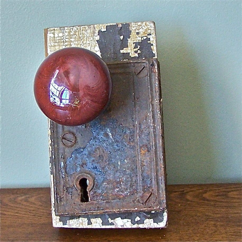 Vintage skeleton key lock set with two knobs one black, one brown