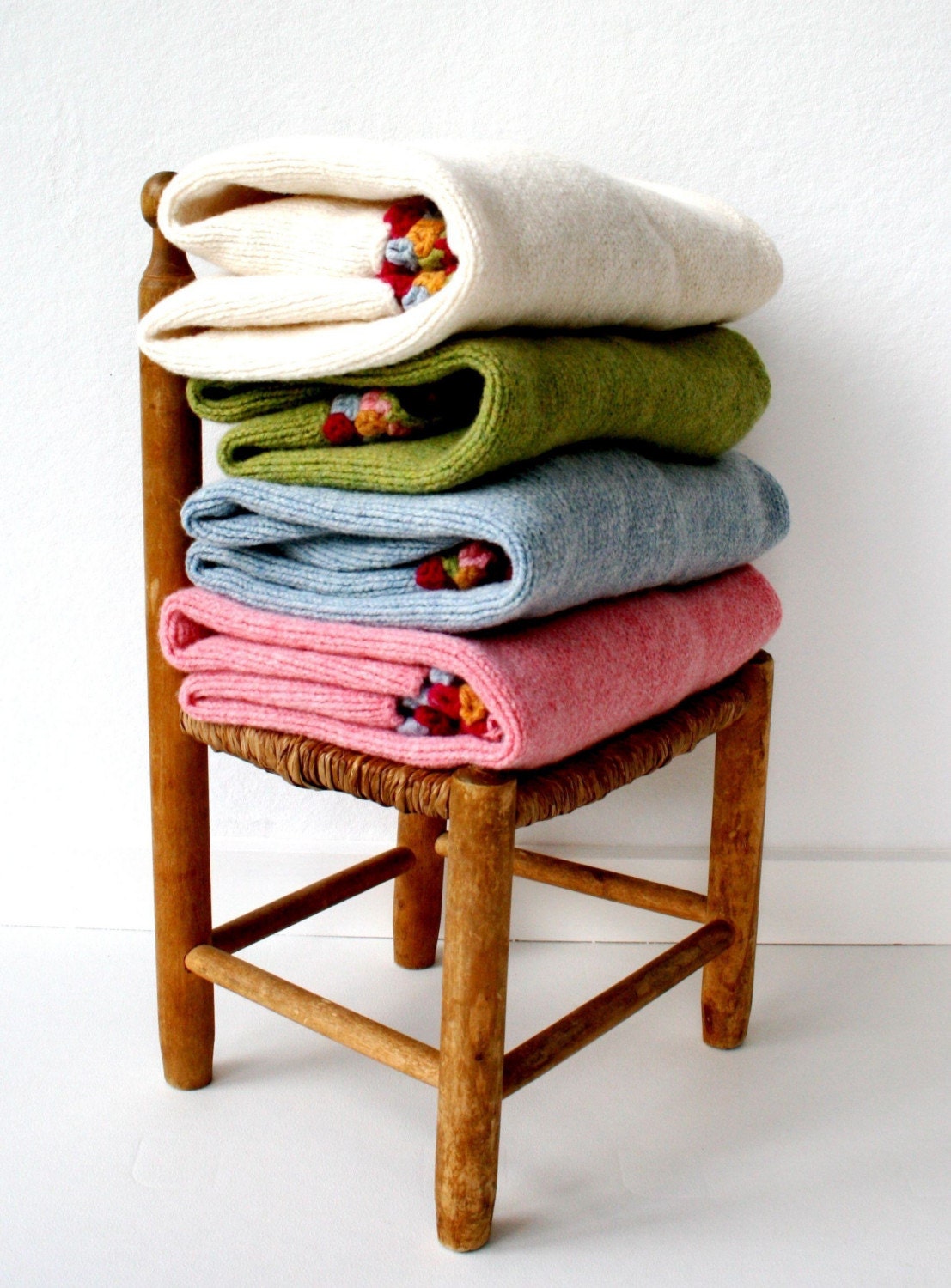 Thick Knitted Blanket with Crochet Edge