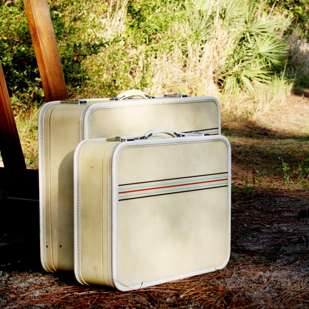 VINTAGE Cream SUITCASE Set with Red Aqua and Black Stripes Luggage Amelia Earhart