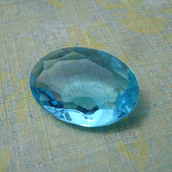 Vintage 25x18mm Aqua/Aquamarine Blue Faceted Oval Unfoiled Back Glass Jewel (1 piece)