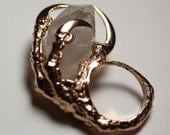 the messenger. crow claw & quartz crystal ring. rose gold vermeil.