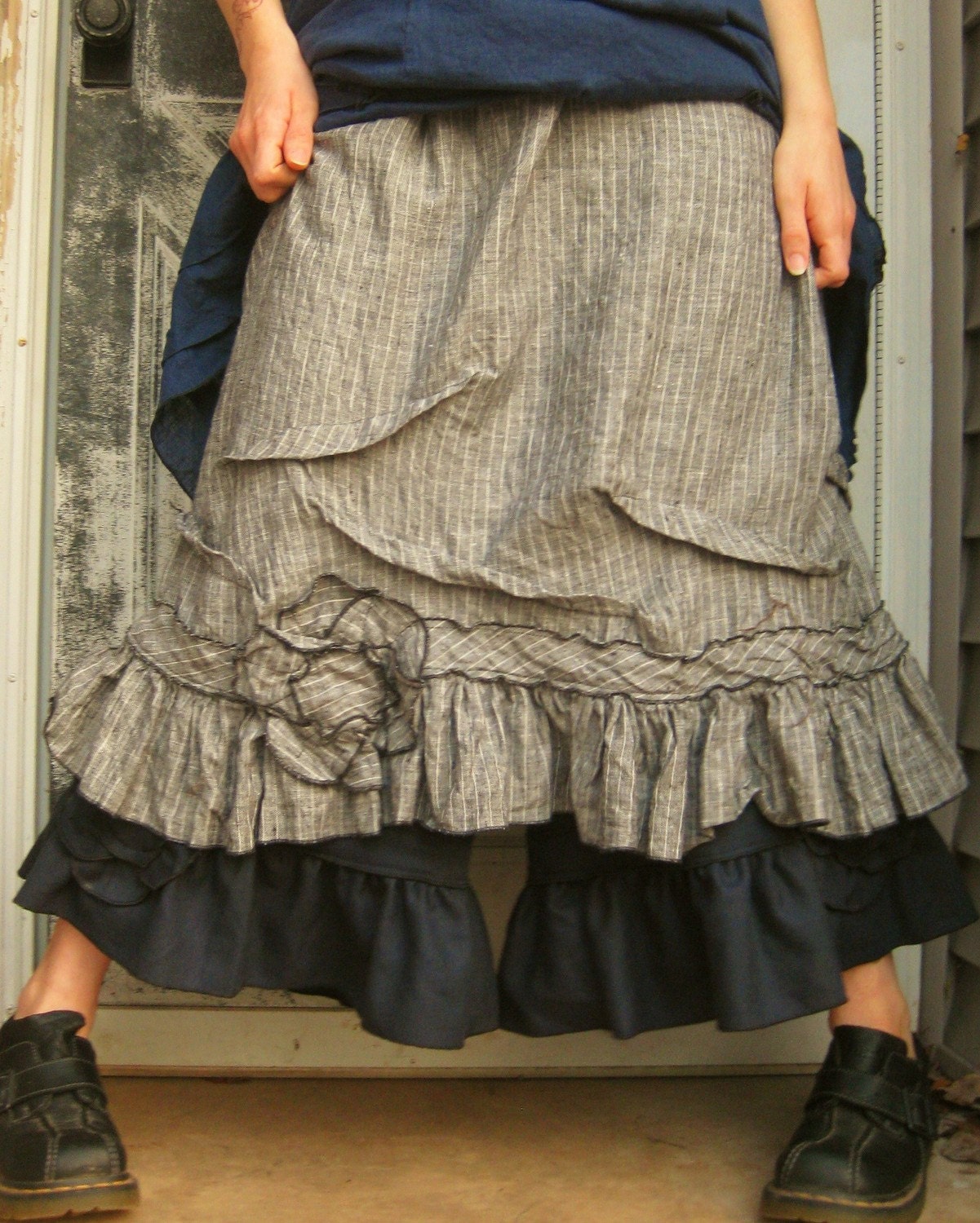 Short Flower Ruffle Skirt