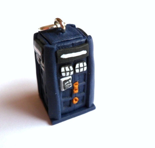 Tardis 3D pendant / charm