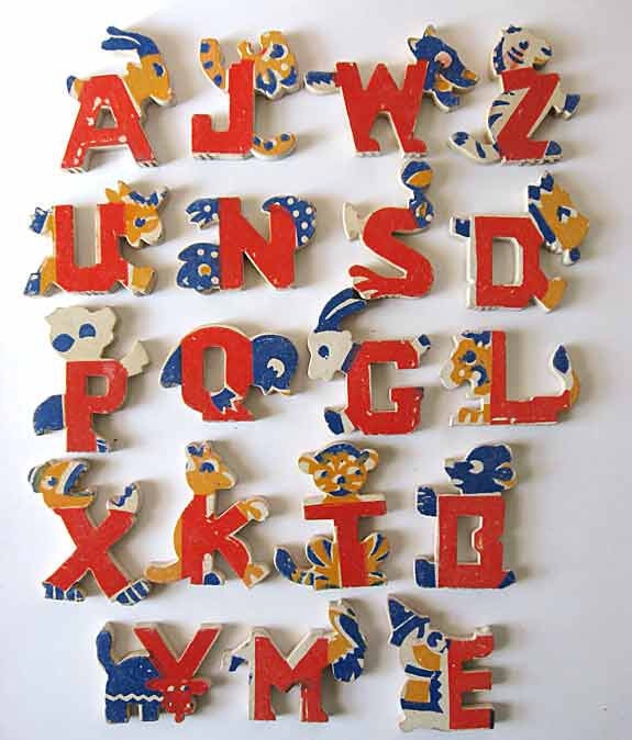 Lot of 19 Vintage Child's Figural Animals and Alphabet Letters, Blocks, Puzzle, Creative Supplies