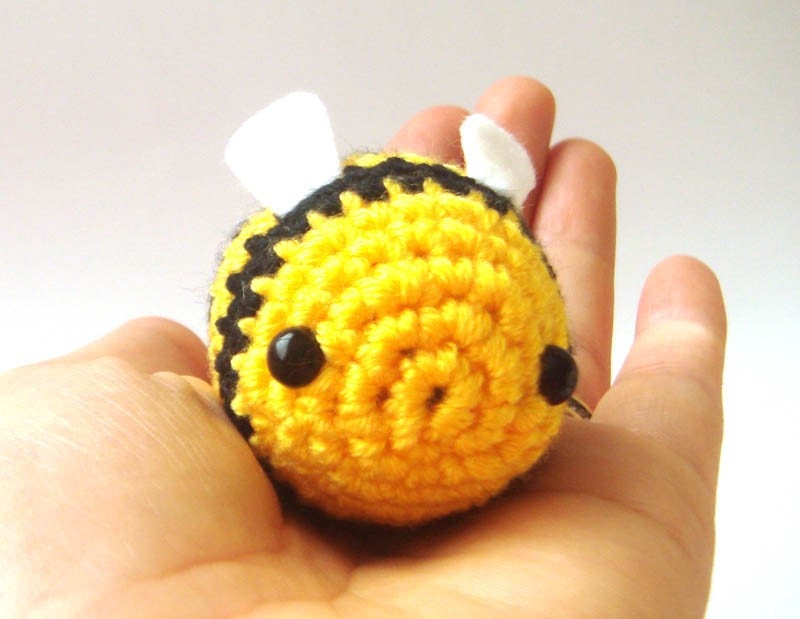 Bee toy Crochet Bumble bee Buzz