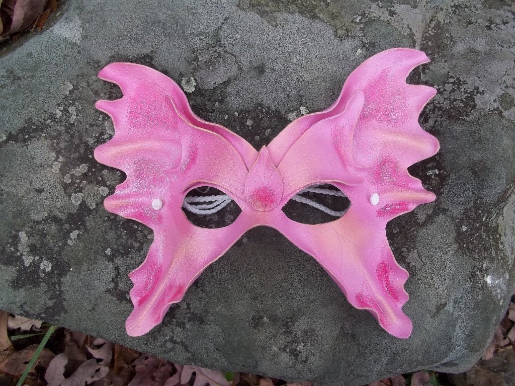Leather Fairy Mask in Pink