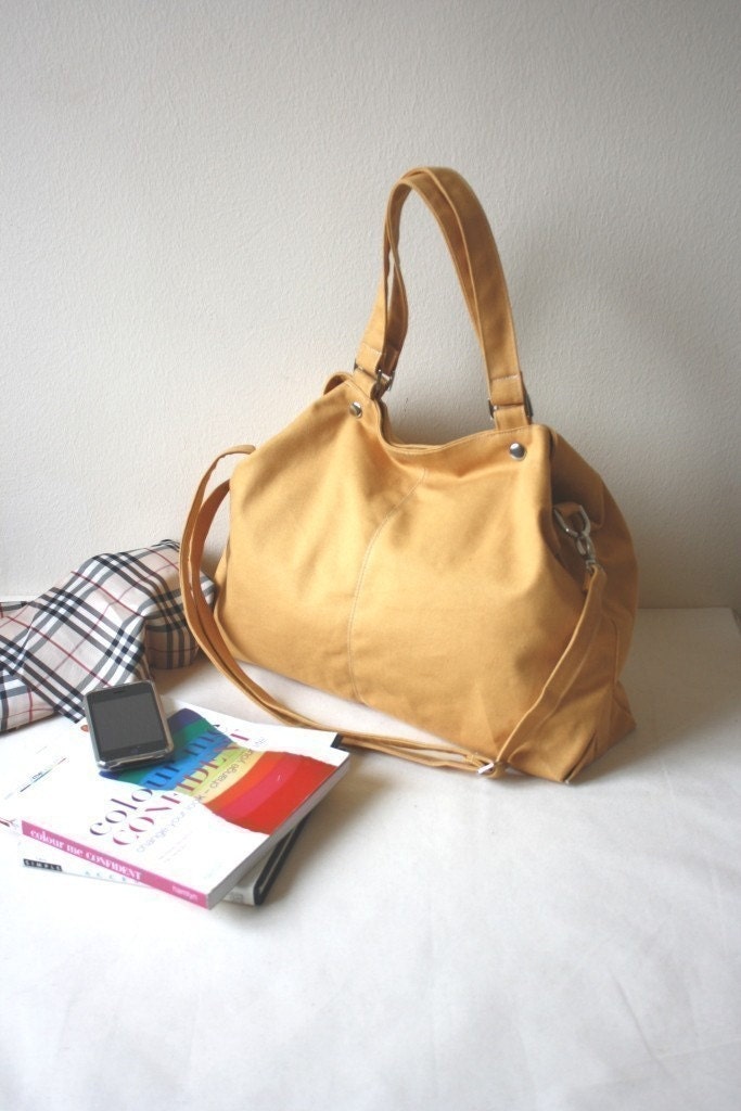 SALE - 10% OFF - Mia in Mustard // shoulder bag / messenger bag / diaper bag / School bag / laptop / tote / women / For Her