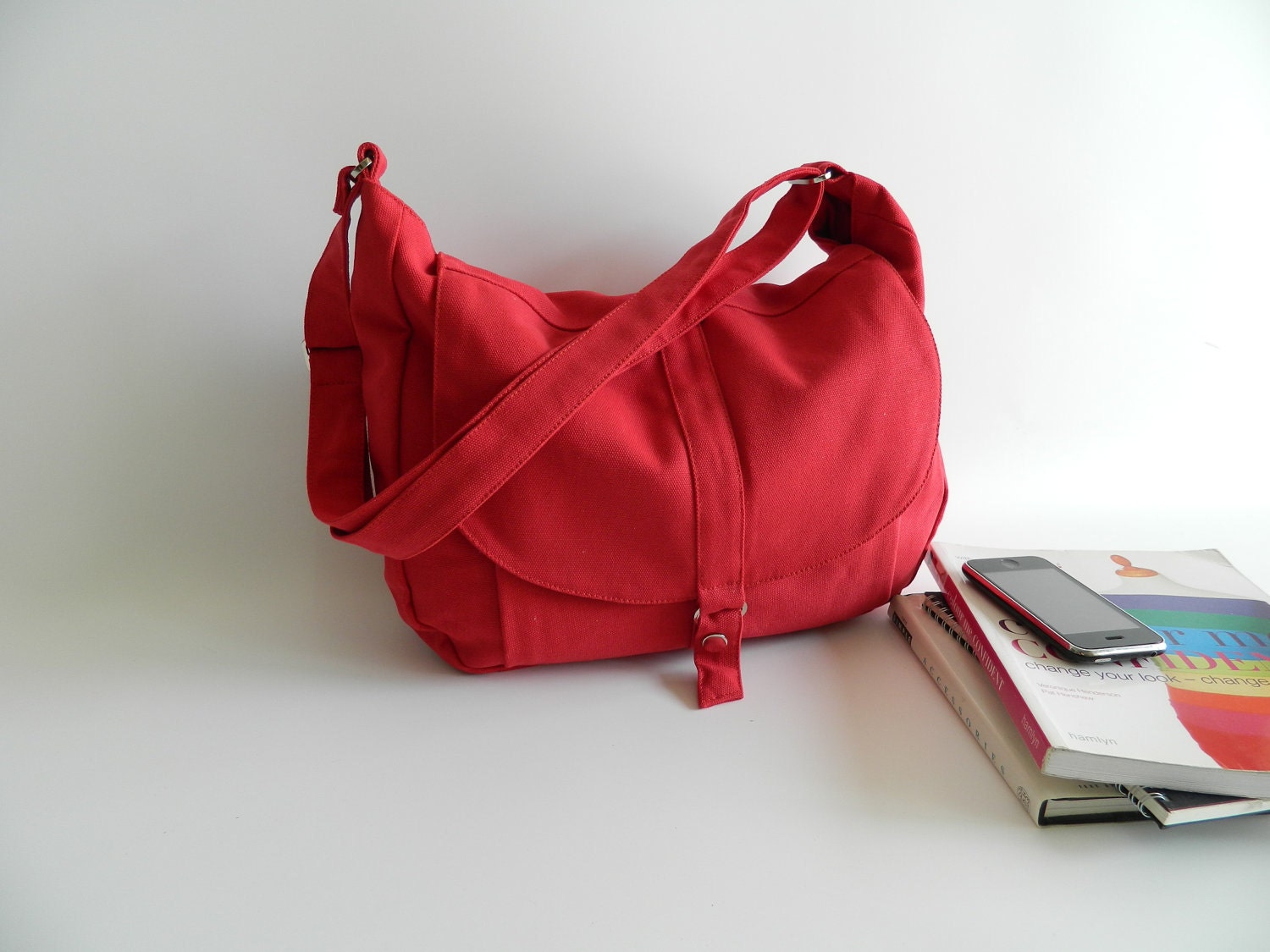 SALE - 10% OFF - Kylie in Red // Messenger / Diaper bag / Shoulder bag / Tote / Purse / Handbag / Hip bag / Women / For her