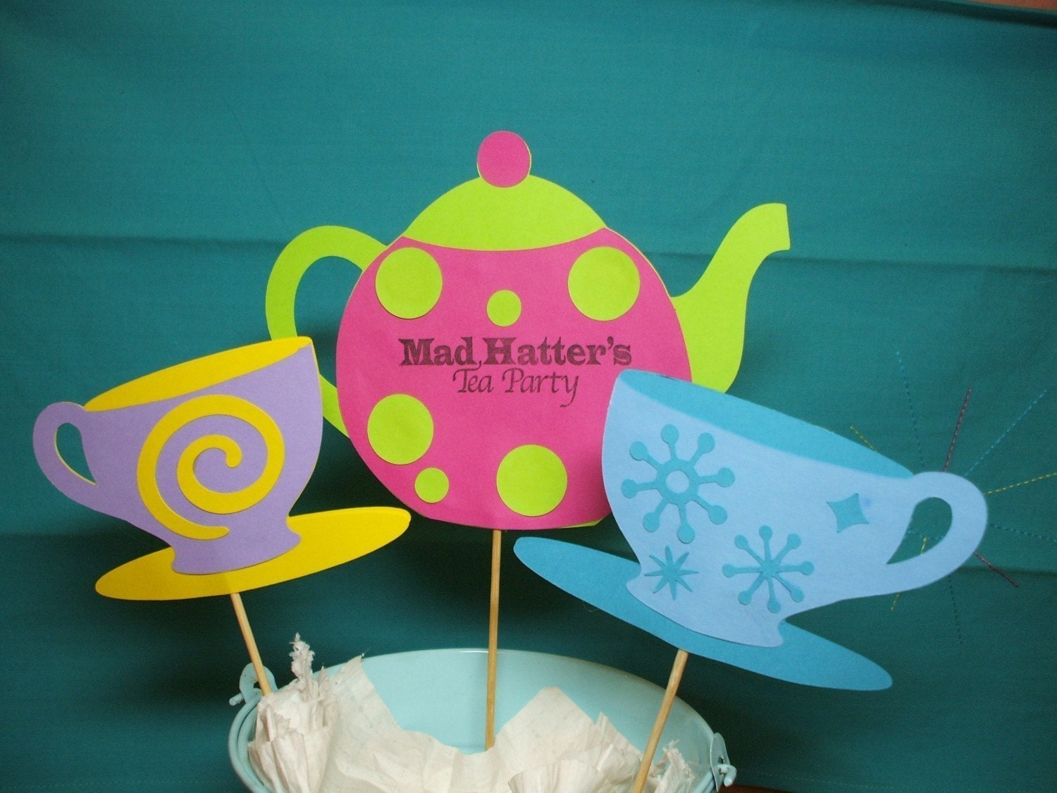 Alice in Wonderland Inspired ( 1 Set of 3 Mad hatters Tea party Centerpieces