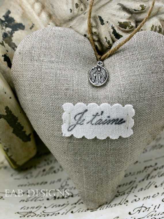 Lavender Filled Linen Heart Sachet, Valentines Day Sachet, French