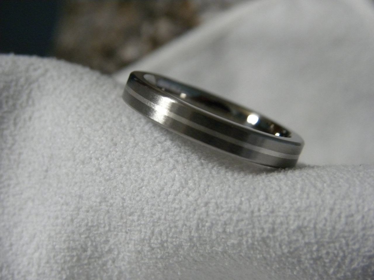 Titanium Ring Narrow Pinstripe Silver Inlay Wedding Band