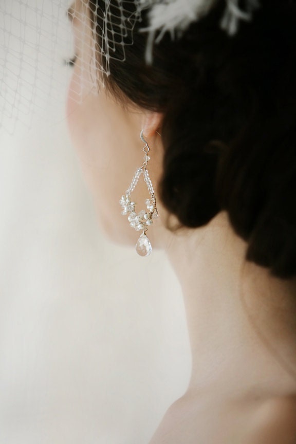 Bridal Dangling Freshwater Pearl Earrings with Quartz Briolette