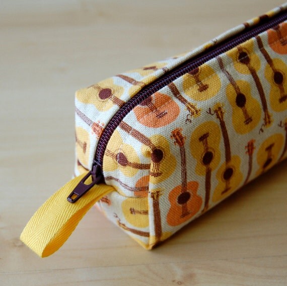 Guitars Sm CA Roll (Pencil or Makeup Case)