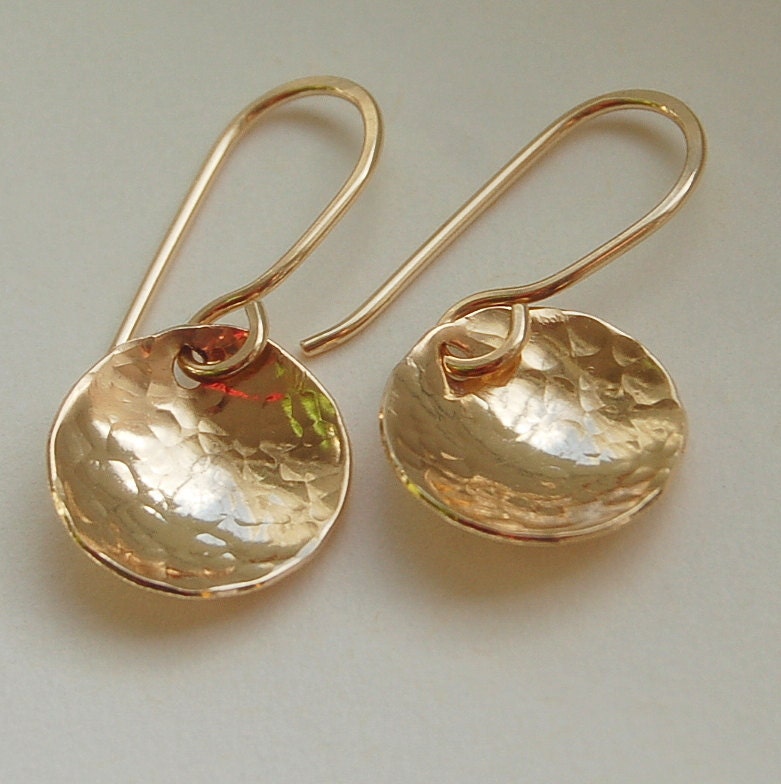 Small Textured Disc Earrings in 14K Gold Filled.  Hammered, Circles, Petite.  Simple, Organic Jewelry. - by kusu