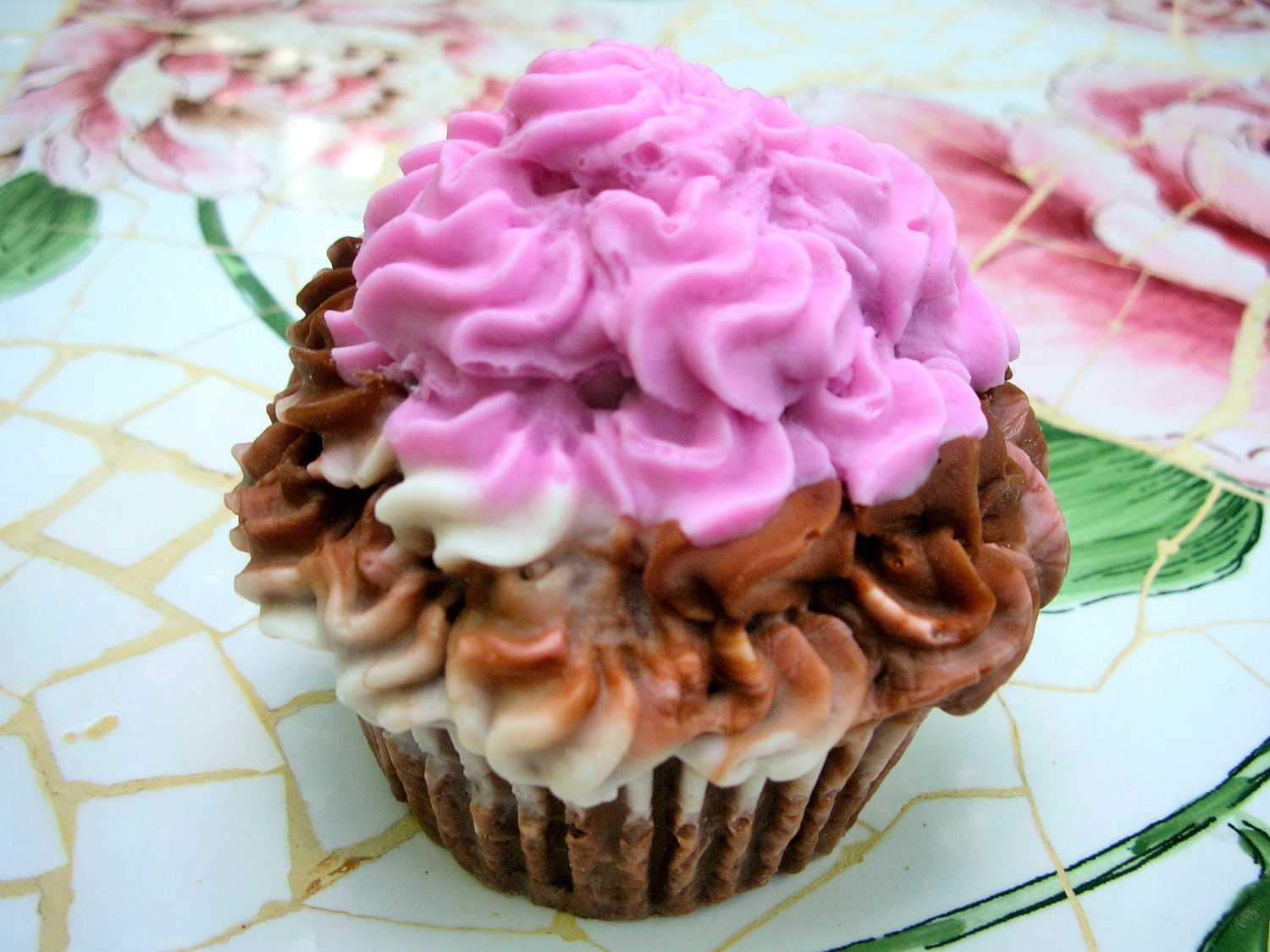Cupcake Soap - Strawberry Dipped Chocolate Sundae