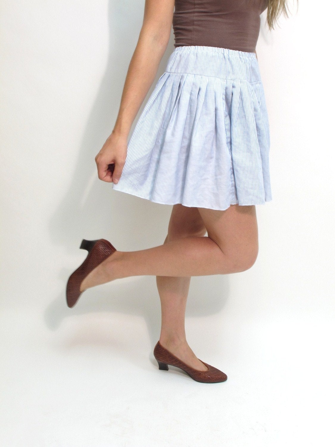 The Seersucker High Waisted Mini Skirt. Elastic Waist. Size S-M.