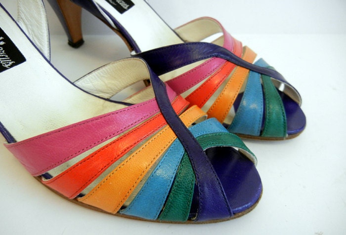 1980s shoes / Cage My Heart Vintage 80's Rainbow Neiman Marcus Heels Shoes Italian