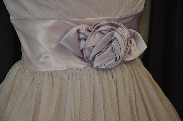 1950s dress / Lavish Lavender Vintage 50's  Swiss Dot Full Skirt Dress