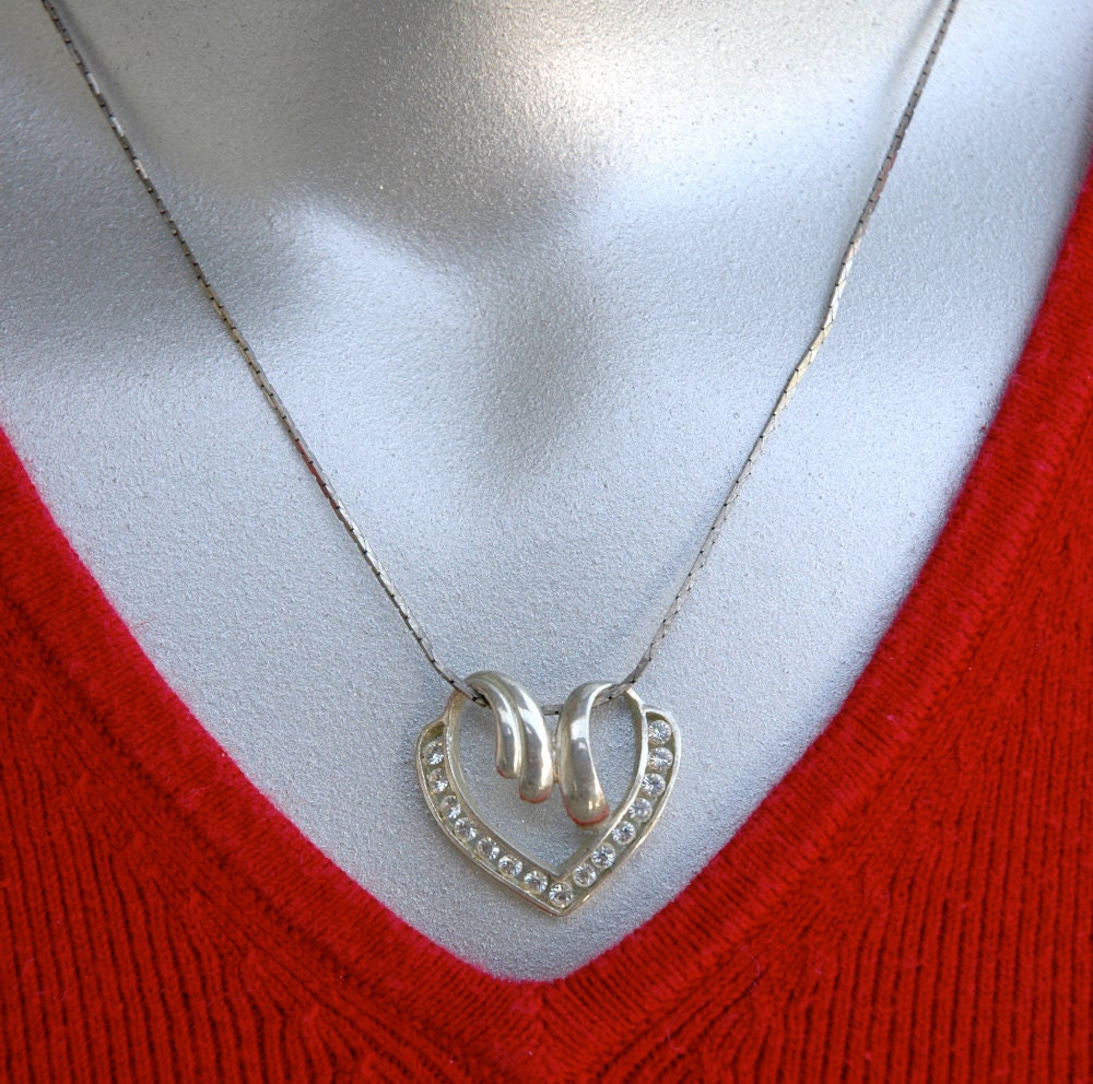 Vintage Rhinestone Heart Necklace