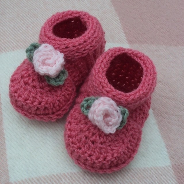 Download Now - CROCHET PATTERN Rosebud Baby Shoes - Pattern PDF
