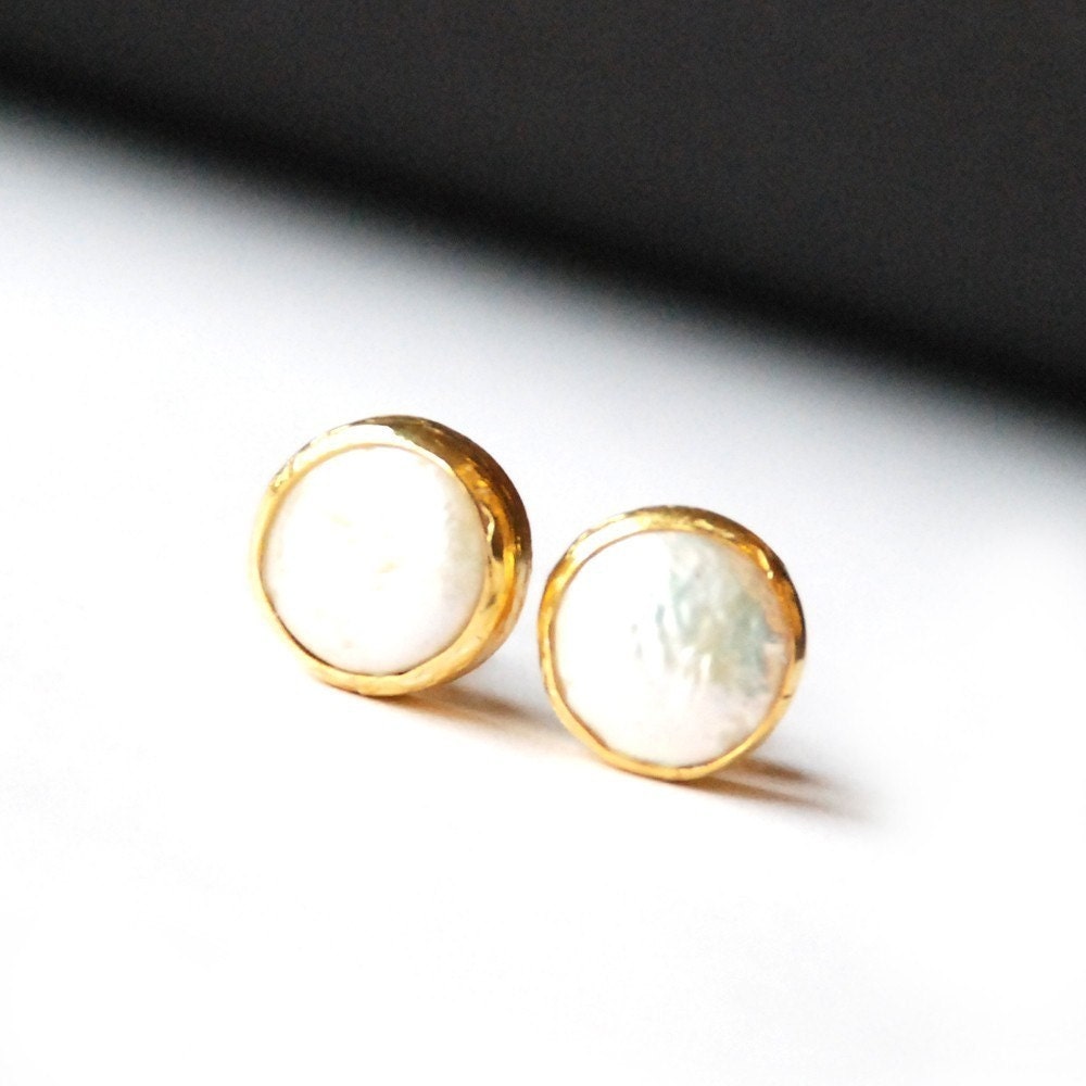 Coin Pearls Stud Earrings
