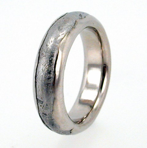 Meteorite Ring inlaid in Wavy Platinum / Solid Meteor Wedding Band inlaid Platinum Ring / (single ring)