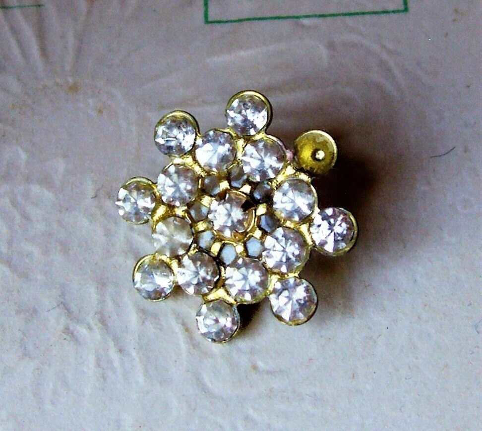 Vintage clear rhinestones in raw brass button X 1