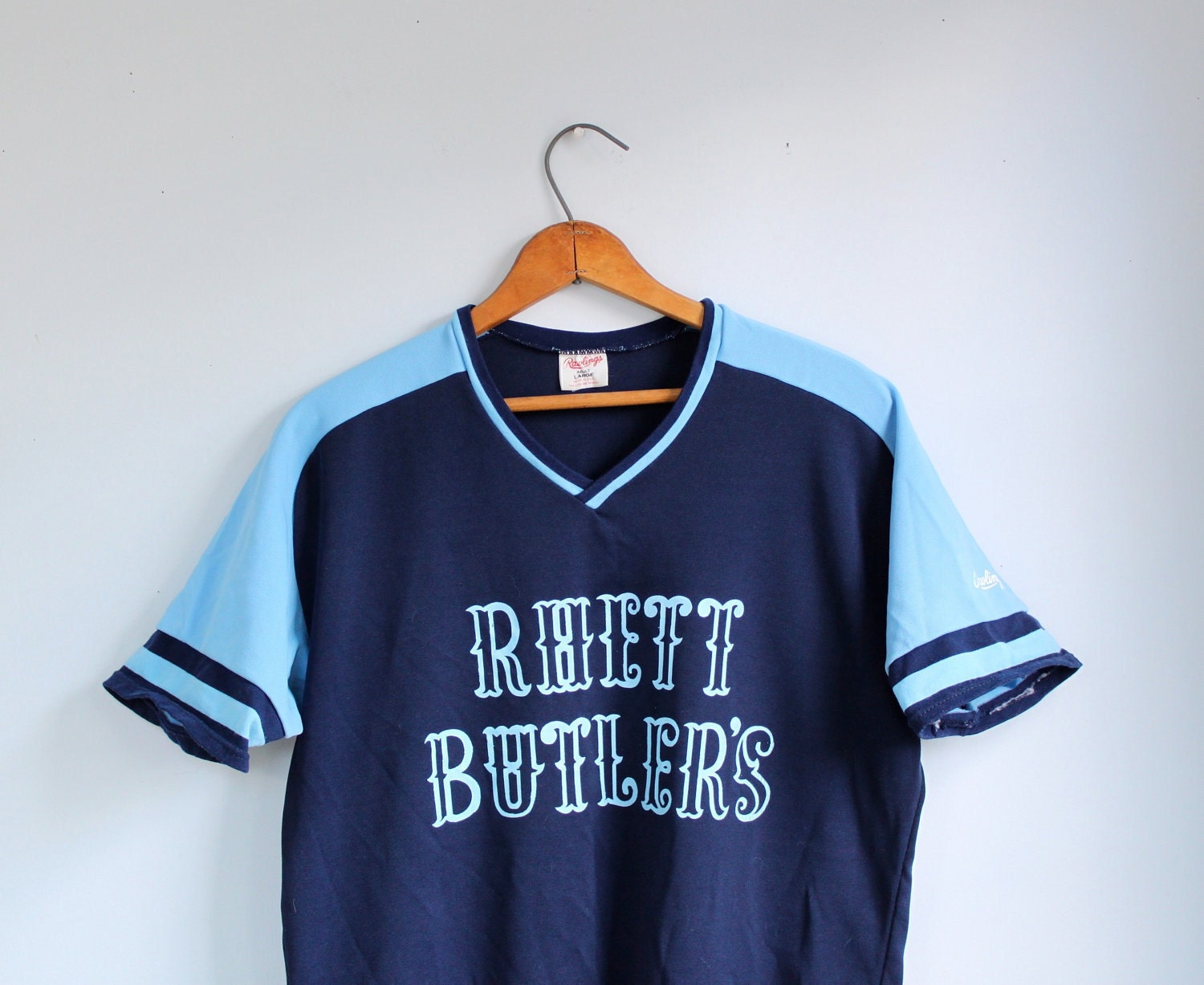 vintage 1980s sports jersey. two tone short sleeve athletic shirt. retro style. unisex L / Rhett Butler