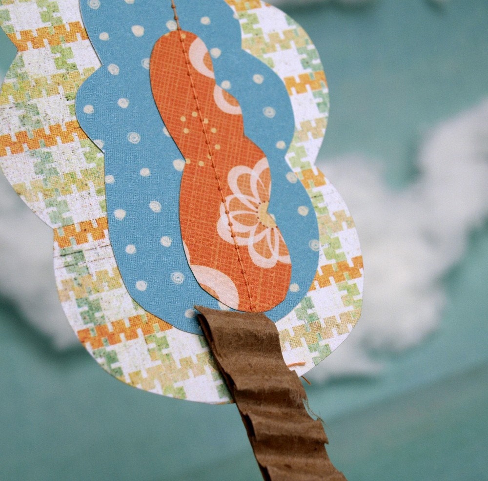 Bold Bark Tree - paper accent