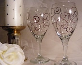 elegant bridesmaid wine glasses with dark plum purple swirls - can be personalized - perfect for fall wedding