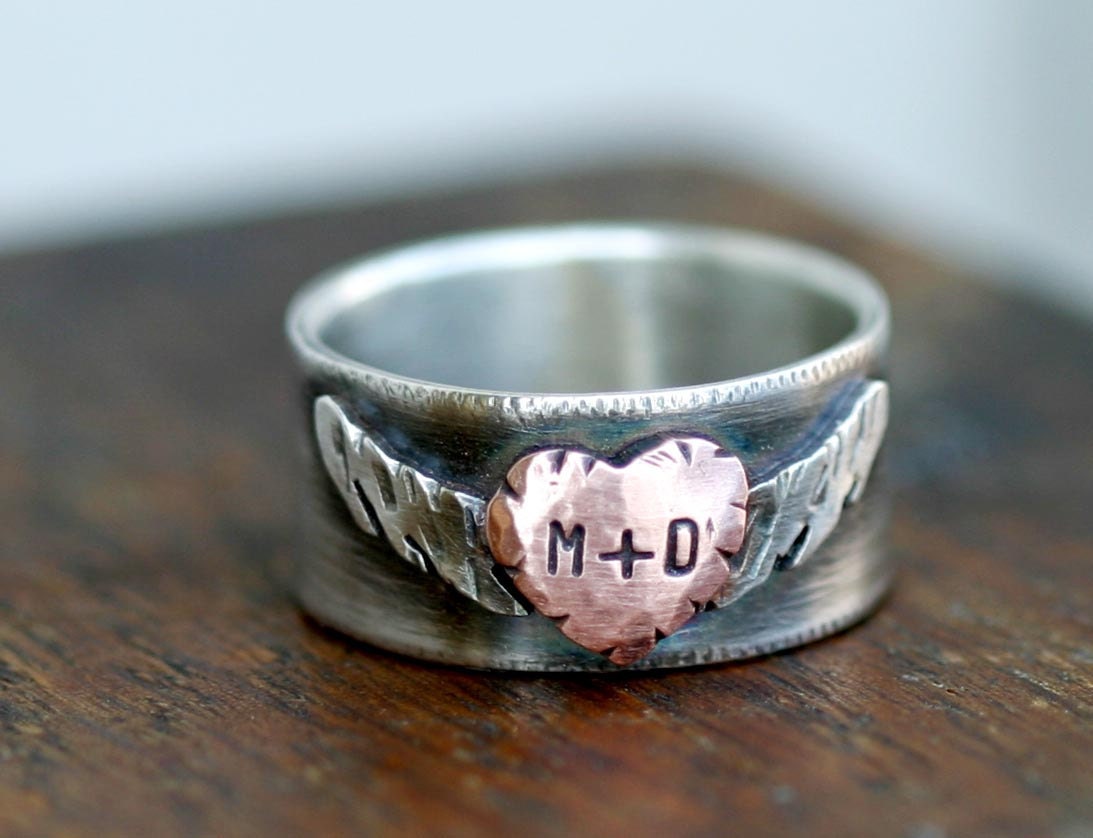 Winged Heart Ring with personalized monogramed initials E0282