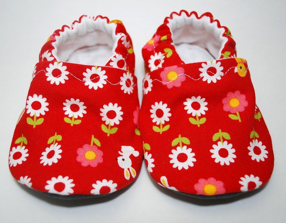 Red Flower Friends Cloth Baby Shoes
