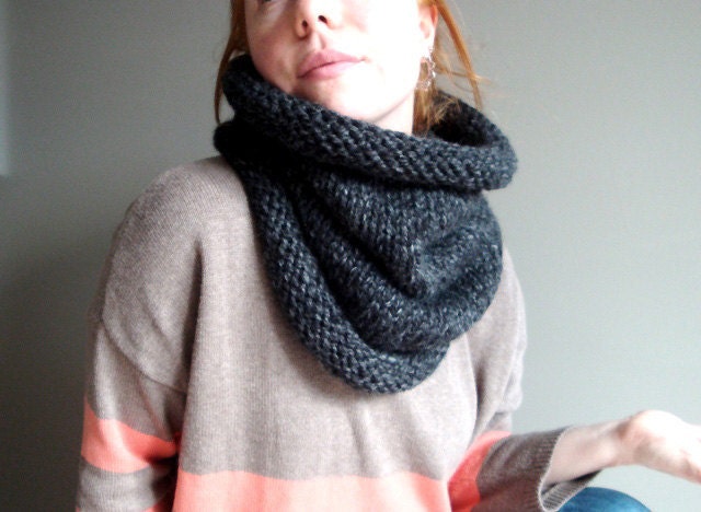 the bailey unisex knit cowl in CHARCOAL GREY