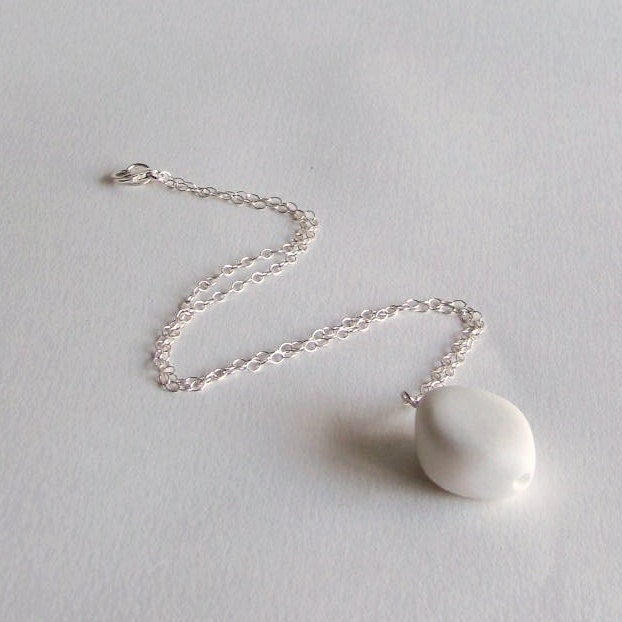 White Diamond Necklace in Quartzite and Sterling Silver