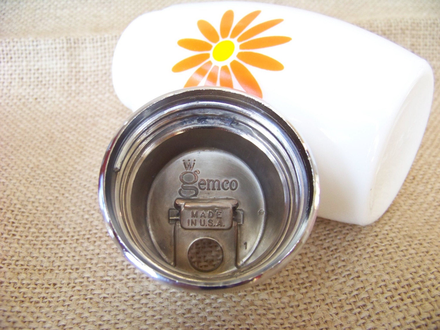 Gemco Groovy sugar Dispenser with Flower Power