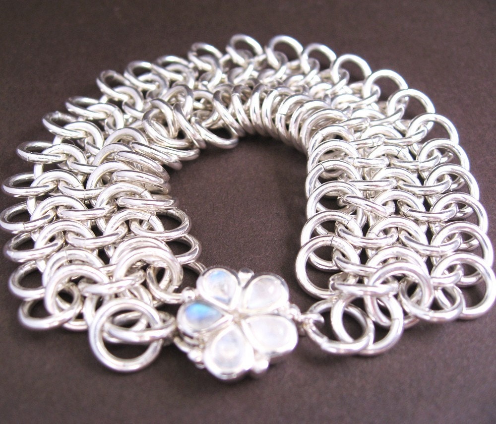 Ipomoea Chainmaille Bracelet - sterling silver, moonstone (clasp)