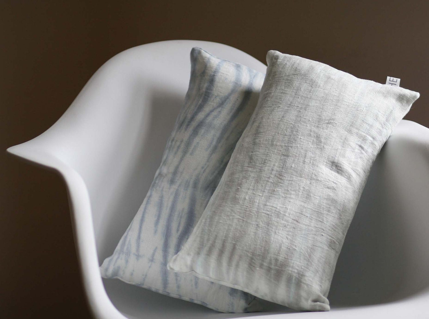 Linen Shibori Decorative Pillow, Waves pattern in Sea and Stone