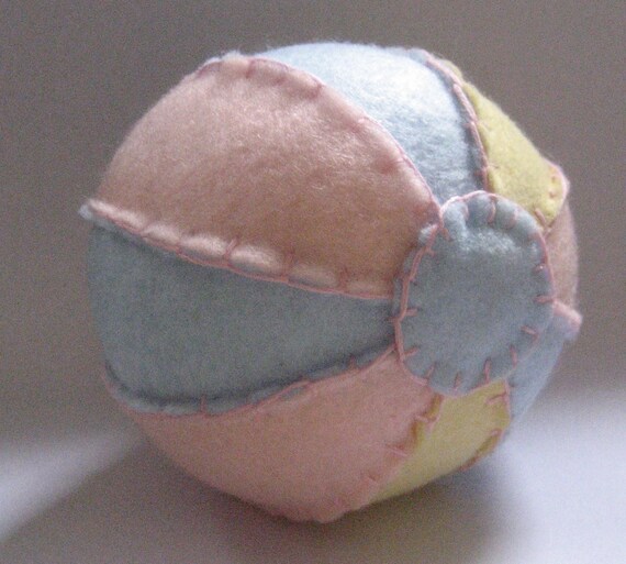 Pastel Eco Felt Ball