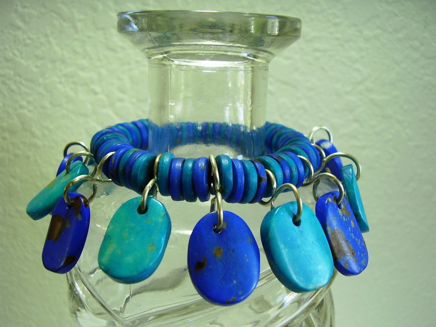Vintage Pre-1970 Chunky Teal and Blue Shaker Deco Yak Bone Bracelet