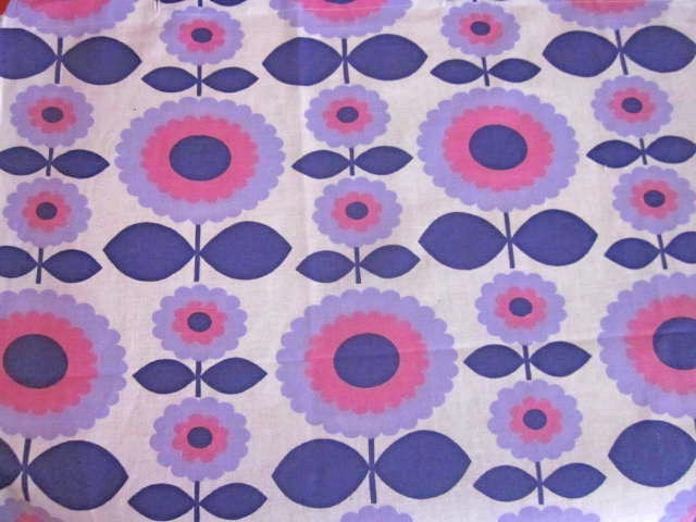Funky 1970s Purple MOD Flower With Stem - Unused Fabric