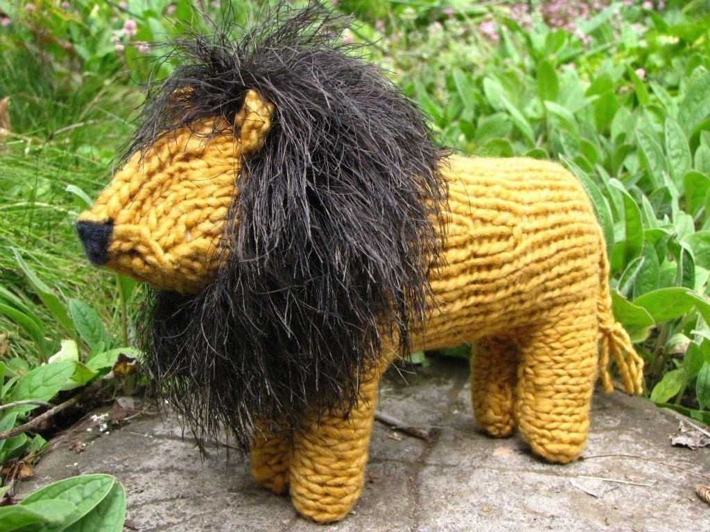 Knitted Lion Toy, Merino Yarn, Waldorf