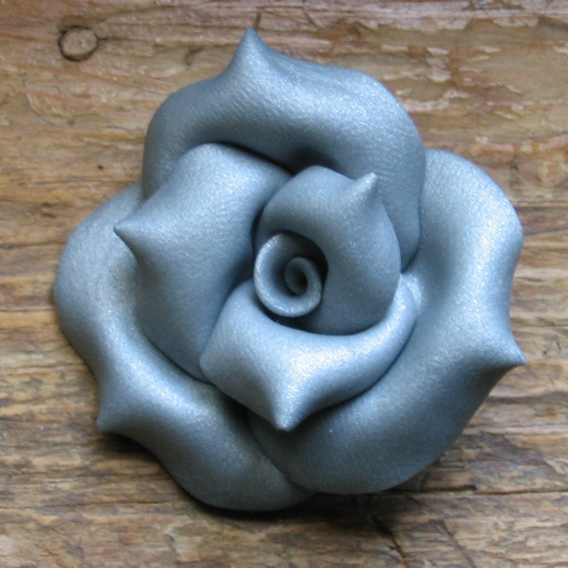 Silver Tone Rose Necklace