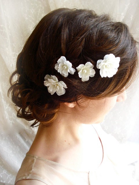 white flower hair pins - FALLEN STARS - wedding hair clips, bridal, bridesmaid accessories