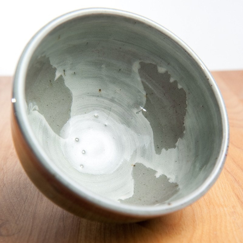 Ceramic Bowl with Ginkgo Leaves