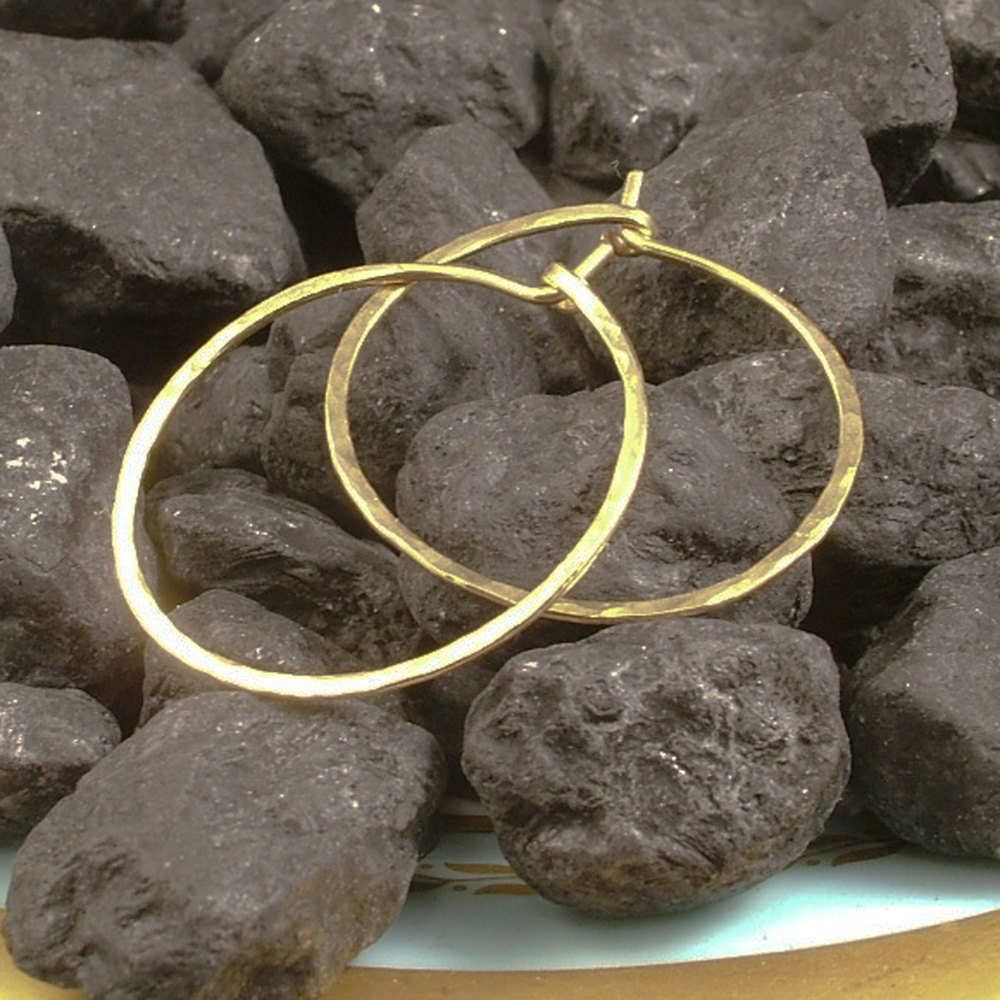 Hammered Gold Hoops / 1 Inch Gold Hoop Earrings / Simple Minimalist Everyday Wear