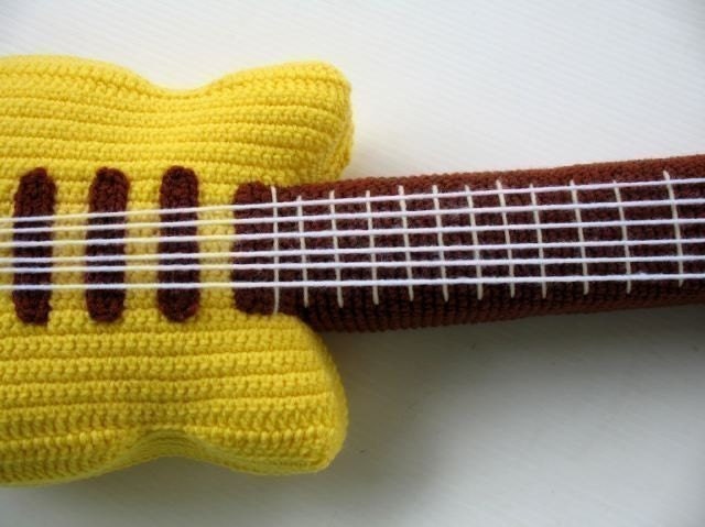 Crochet Pattern - ELECTRIC GUITAR- Toys - PDF