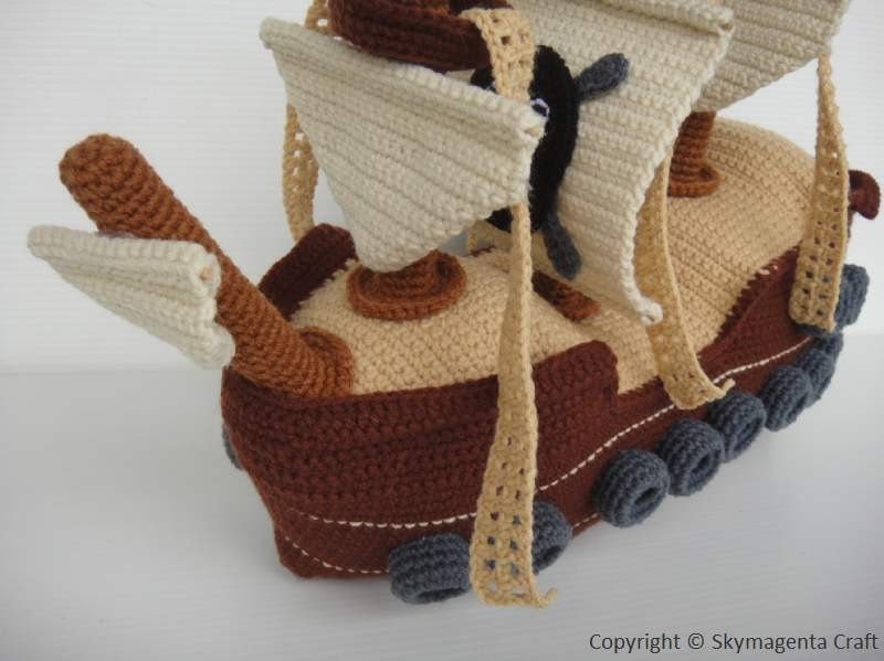 Crochet Pattern - PIRATE SHIP - Toys - in PDF
